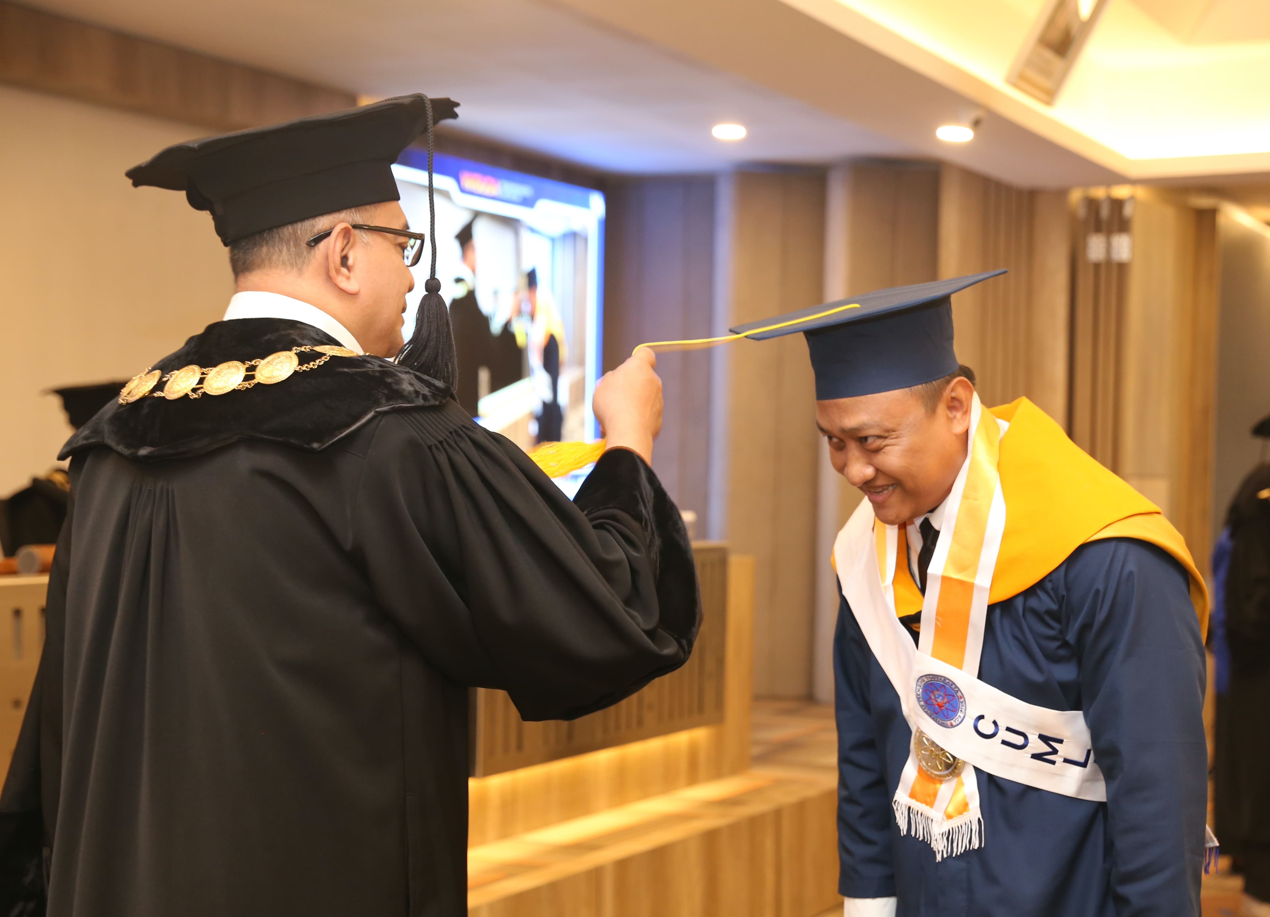 UTY Sukses Selenggarakan Wisuda Bagi Lulusan Magister & Doktor